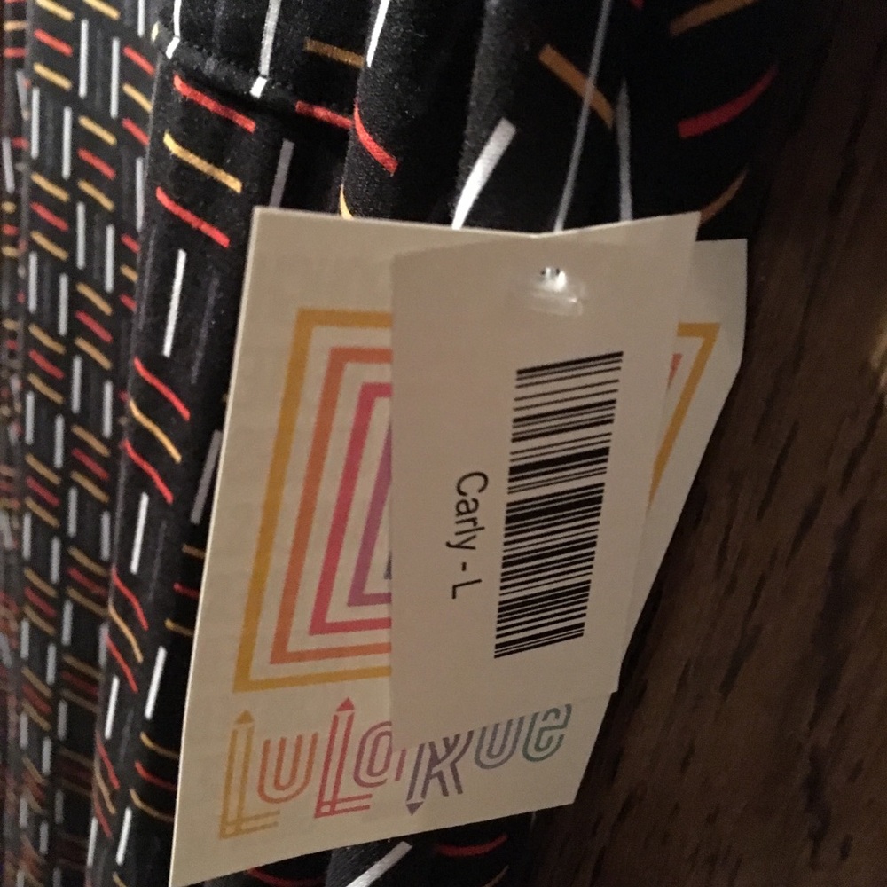 Lularoe Carly L